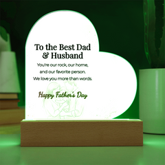 LED Heart Acrylic Plaque – To The Best Dad & Husband, Illuminated Display Decor, Meaningful Gift from Wife